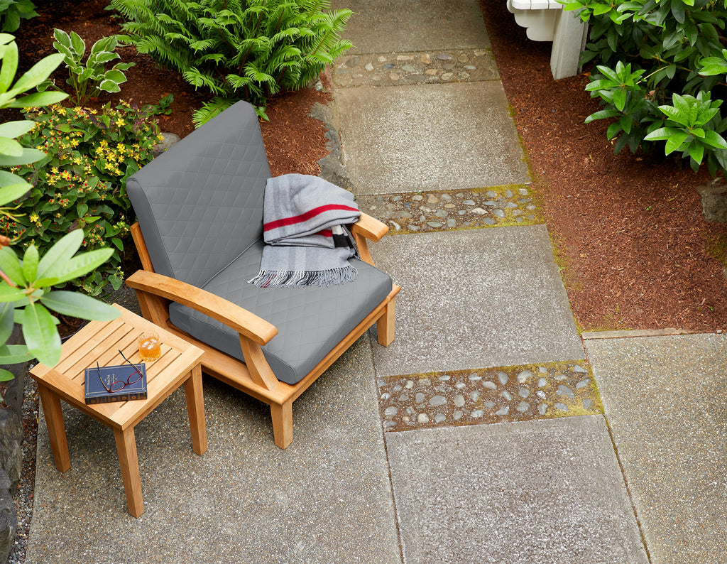 60-451_PAT_Easygoing Covers_QuiltedCushion_Seat_LifestyleBlanket_Grey_IMG.jpg