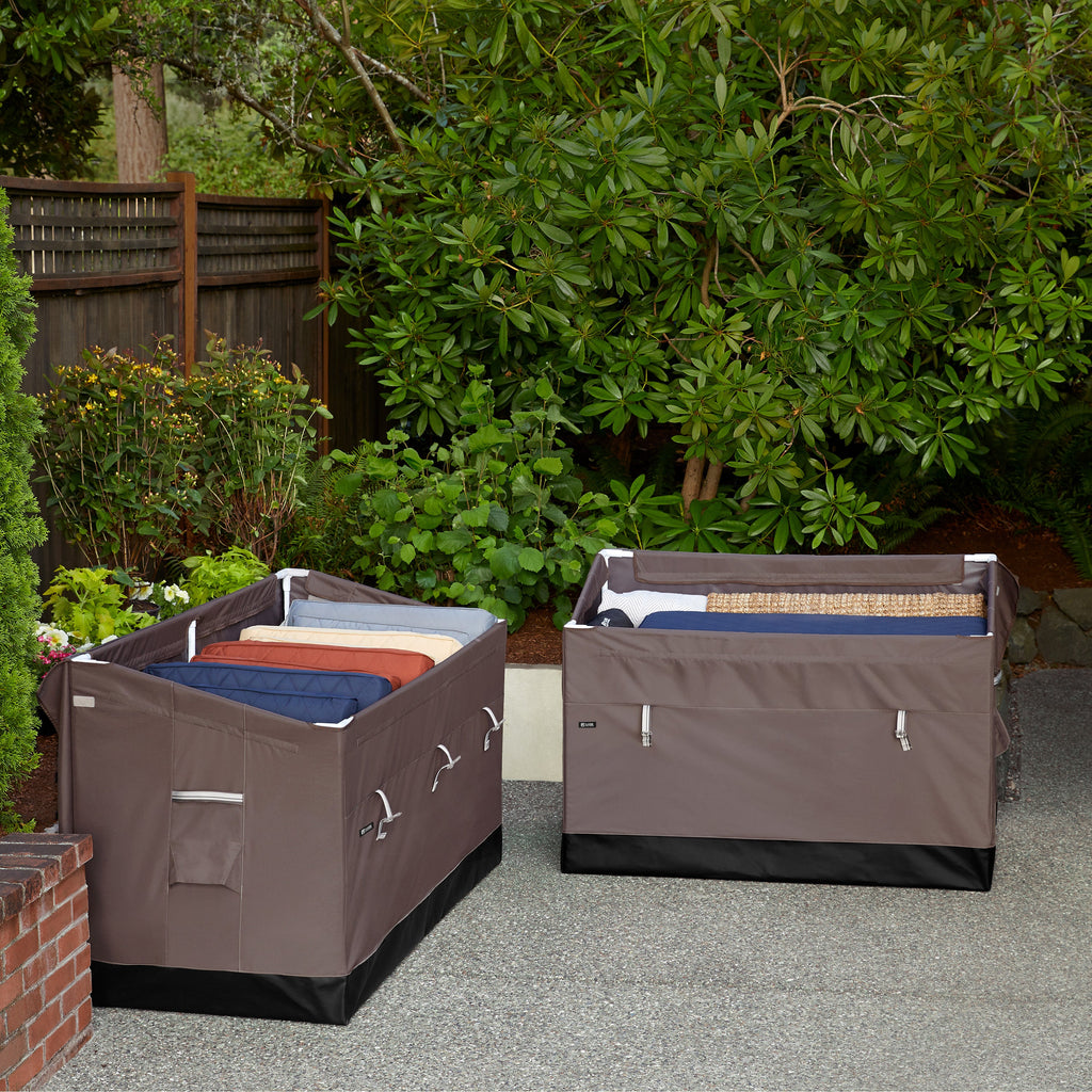 Patio_Easygoing Covers_DeckBox_Lifestyle_Corner_Open.jpg