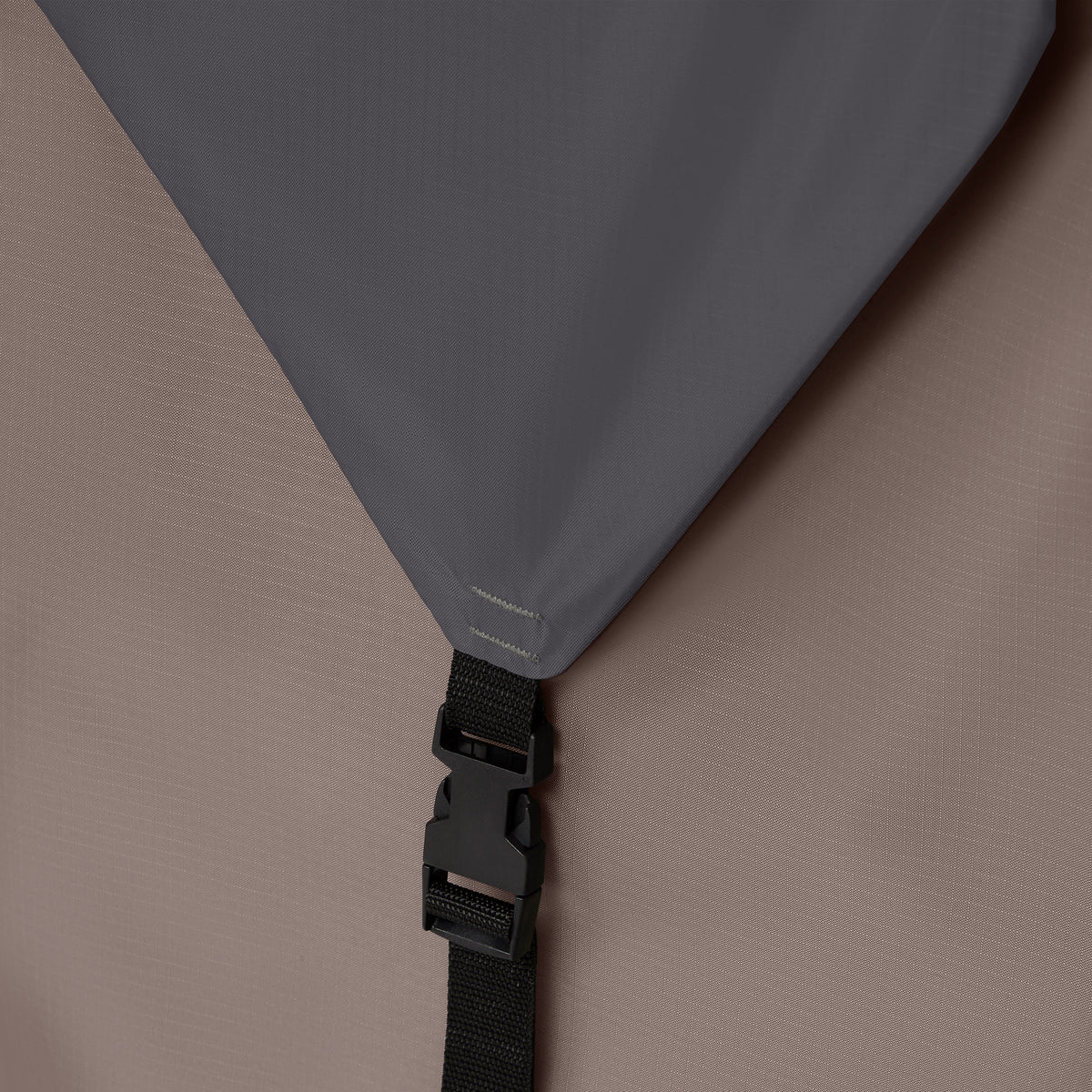 RV_Easygoing Covers_Detail_ClickCloseStraps.jpg