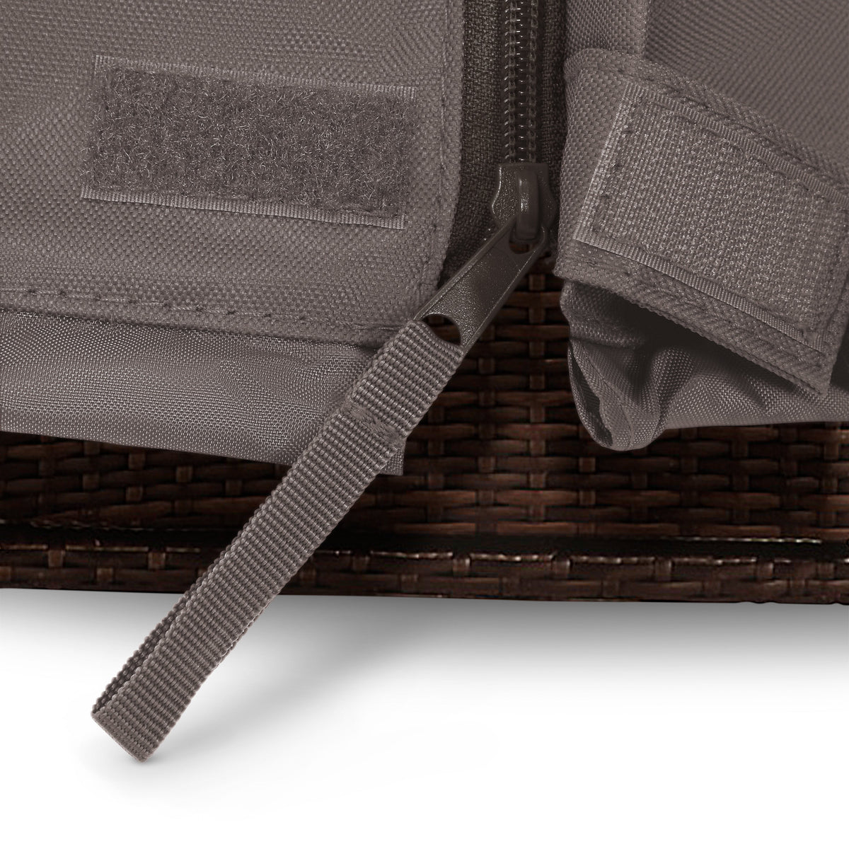 56-490_PATIO_Easygoing Covers_StandUpPatioHeaterWTable_ZipperVelcro_Detail.jpg