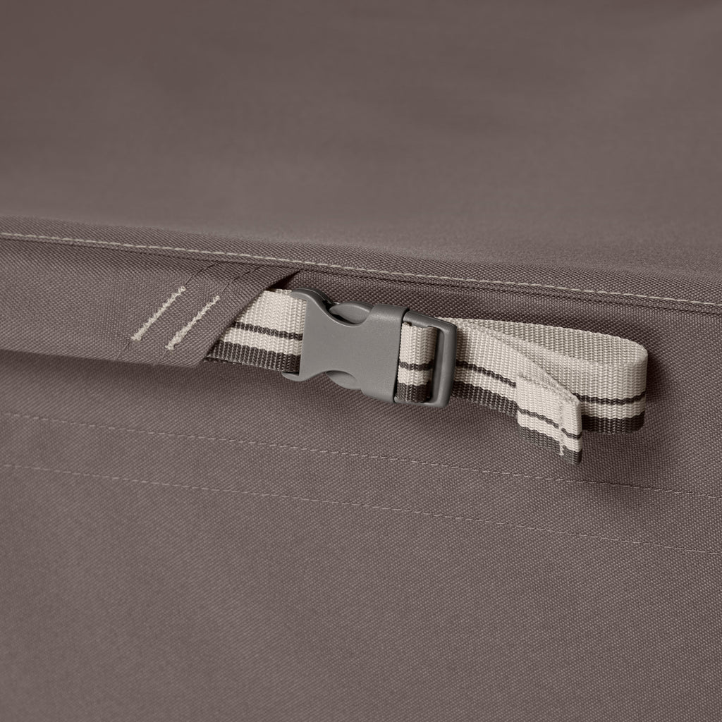 Patio_Easygoing Covers_DeckBox_Detail_BackClip.jpg