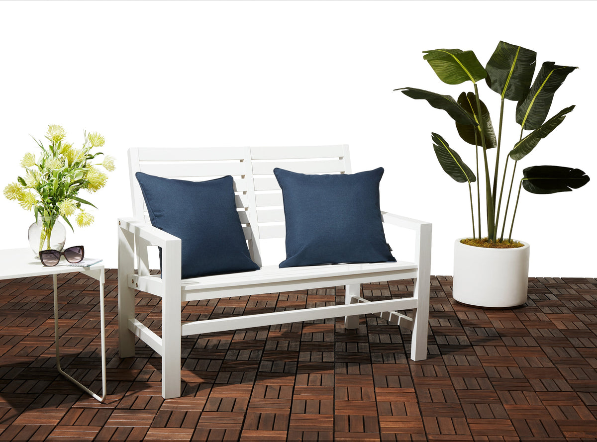 56-475_PATIO_Easygoing Covers_AccentPillows_HeatherIndigo_Lifestyle_Full.jpg