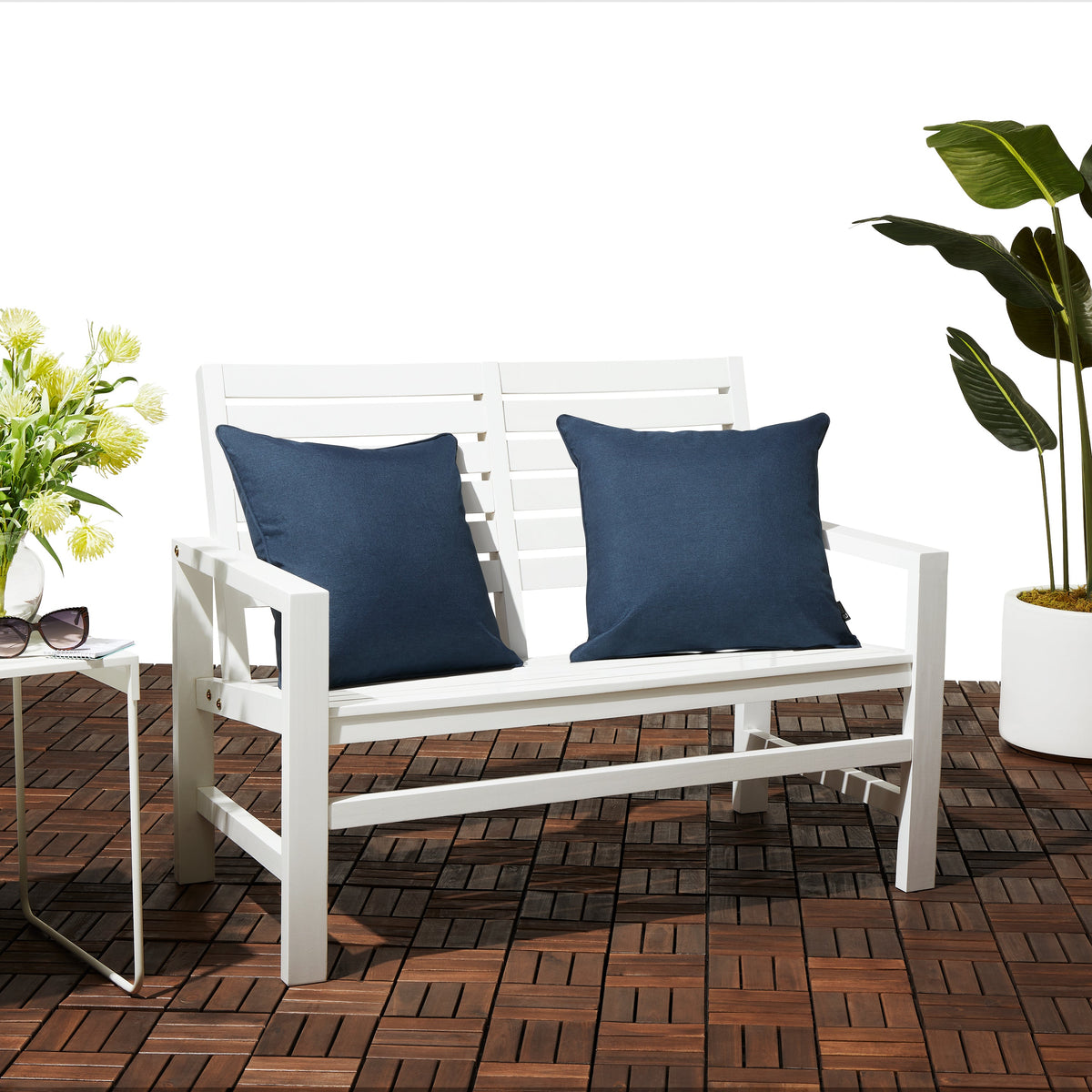 56-475_PATIO_Easygoing Covers_AccentPillows_HeatherIndigo_Lifestyle_Square.jpg